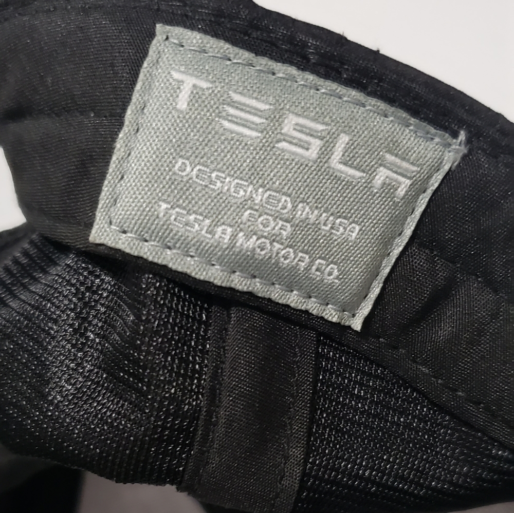 TESLA Cap, T-Shirt & Water Container - Picture 6 of 14